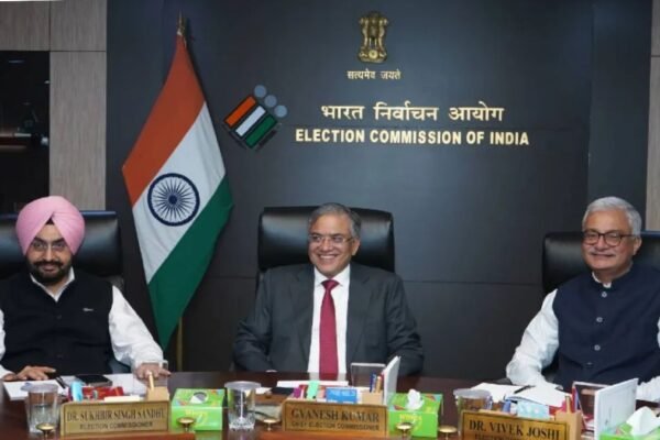 CJI सूर्यकांत को SIR पर रोक की मांग वाली चिट्ठी