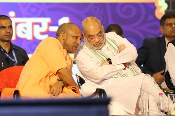 अमित शाह और योगी आदित्यनाथ ग्रेटर नोएडा ट्रेड शो में