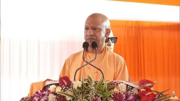 योगी आदित्यनाथ ने पीएम मोदी और शिंजो आबे की दोस्ती को याद किया